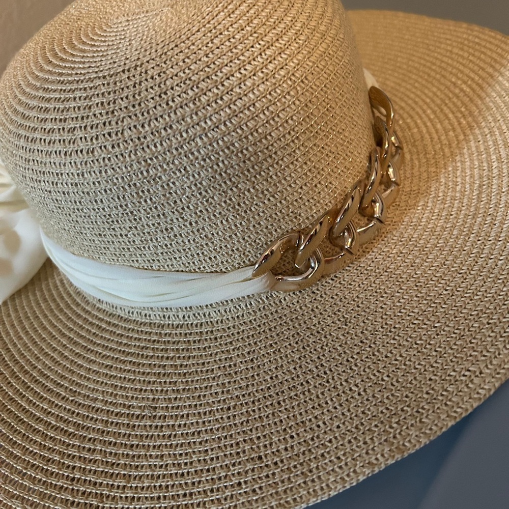 Elegant Tan Sun Hat with Cream Ribbon - Picture 7 of 7